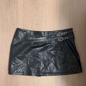 Zara Black Mini Skirt with Double Buckle
